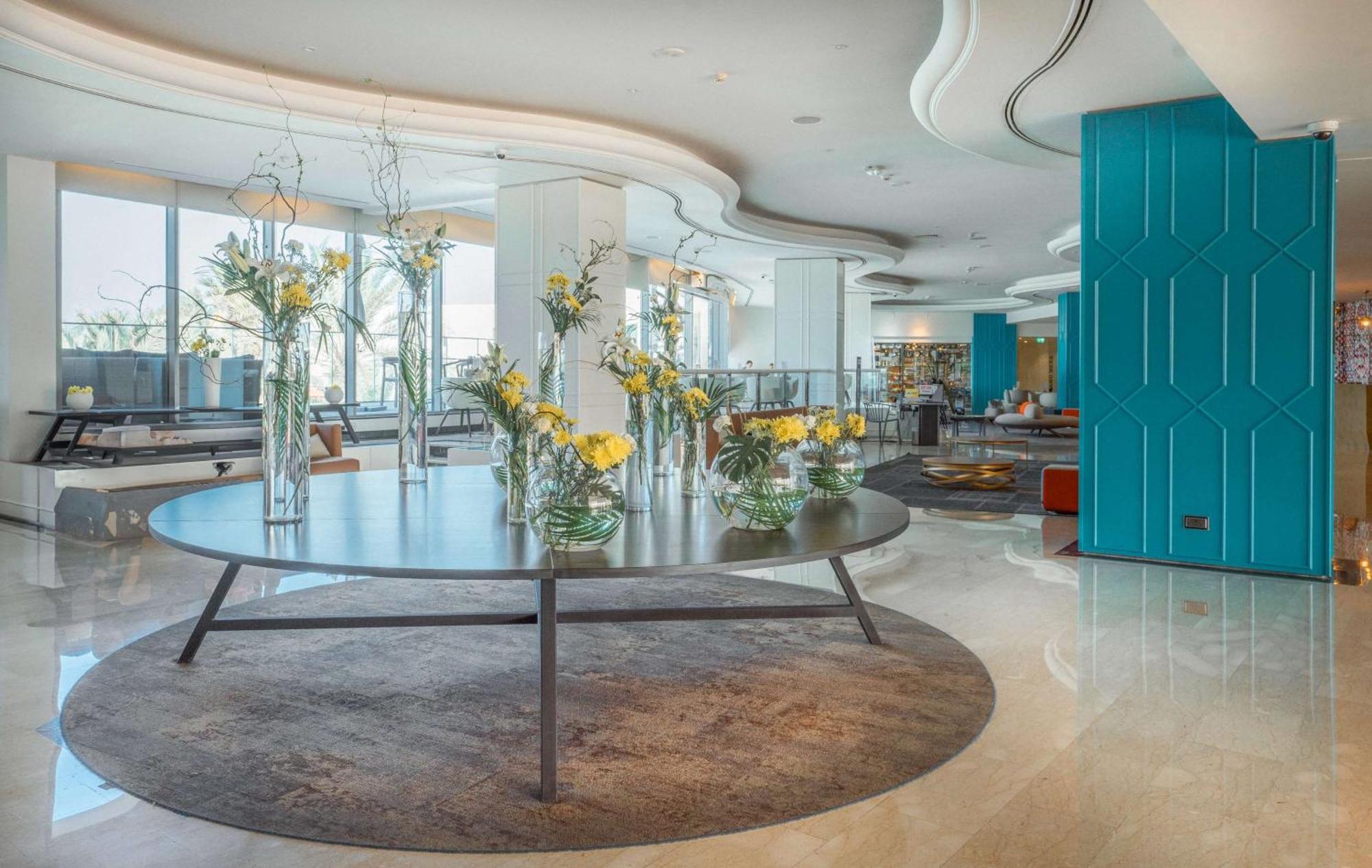 Hotel Occidental Sharjah Grand Exterior foto